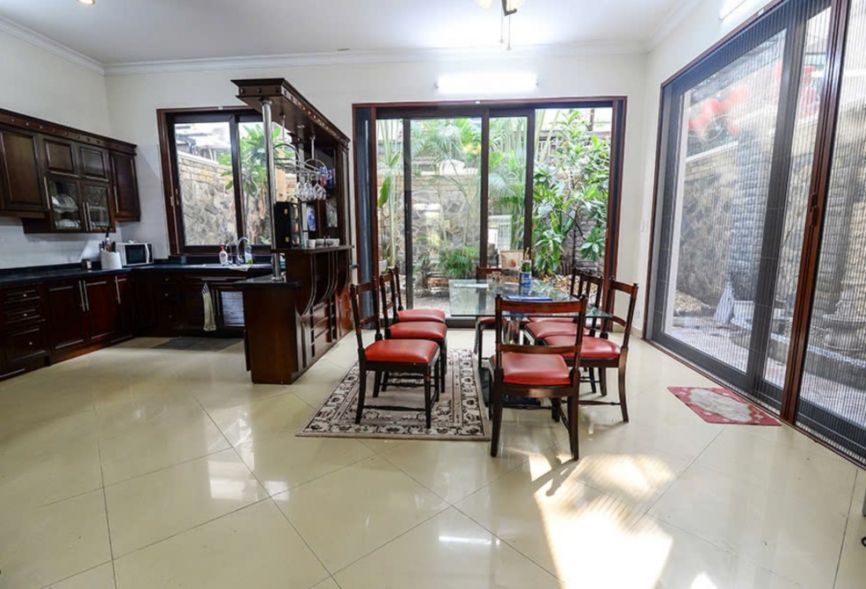 Simple house for rent in Ciputra, Tay Ho, Ha Noi